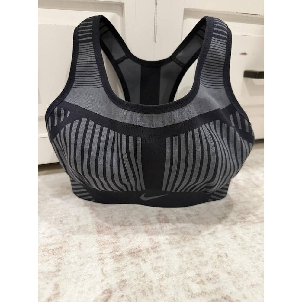 Nike FE/NOM Flyknit High Support Sports Bra XS
